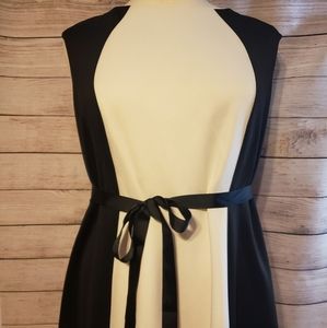 Avenue black & cream dress 16